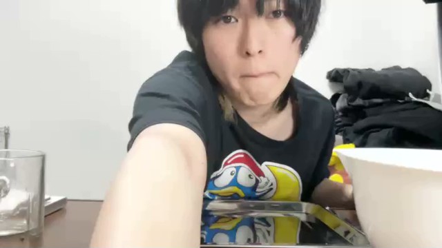 億歯の配信のサムネイル画像