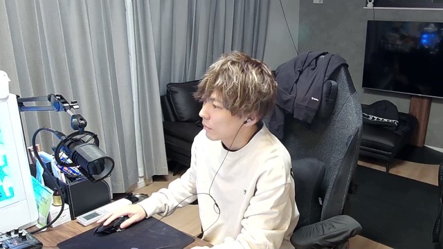 機長✈︎の配信のサムネイル画像