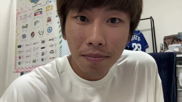 こまち👀の配信のサムネイル画像