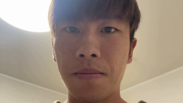 こまち👀の配信のサムネイル画像