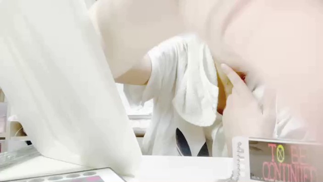 みぃん👾の配信のサムネイル画像