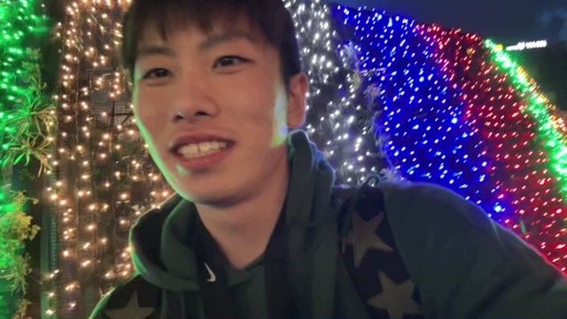 こまち👀の配信のサムネイル画像