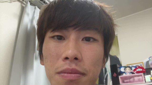 こまち👀の配信のサムネイル画像