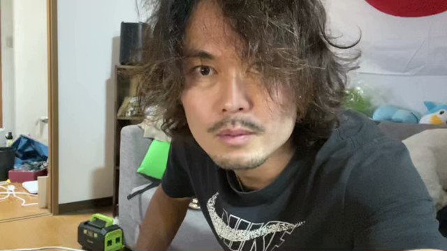 三杯目ひかるの配信のサムネイル画像