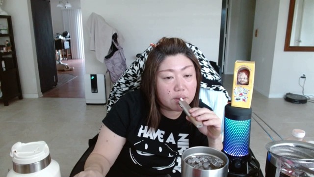 フロリダ姐さん🥔アメリカンばばあの配信のサムネイル画像