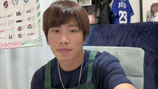 こまち👀の配信のサムネイル画像