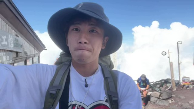 こまち👀の配信のサムネイル画像
