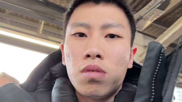 こまち👀の配信のサムネイル画像