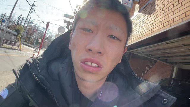 こまち👀の配信のサムネイル画像