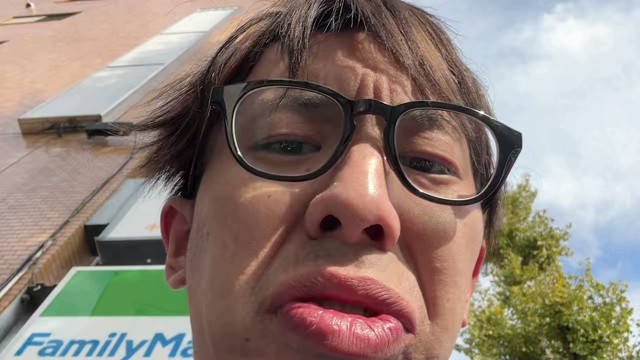 こまい！！！の配信のサムネイル画像