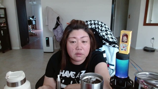 フロリダ姐さん🥔アメリカンばばあの配信のサムネイル画像