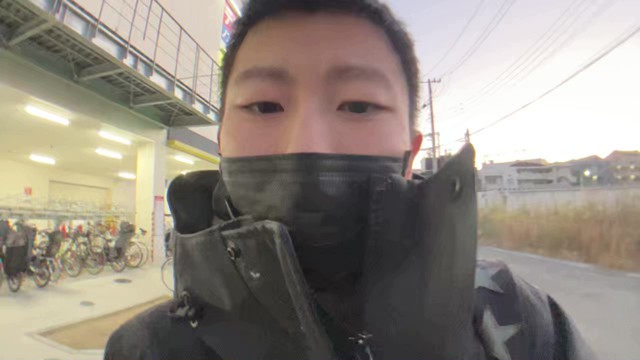こまち👀の配信のサムネイル画像