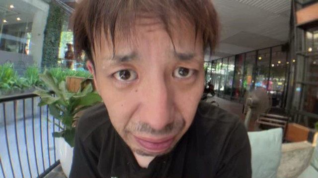 こまい！！！の配信のサムネイル画像