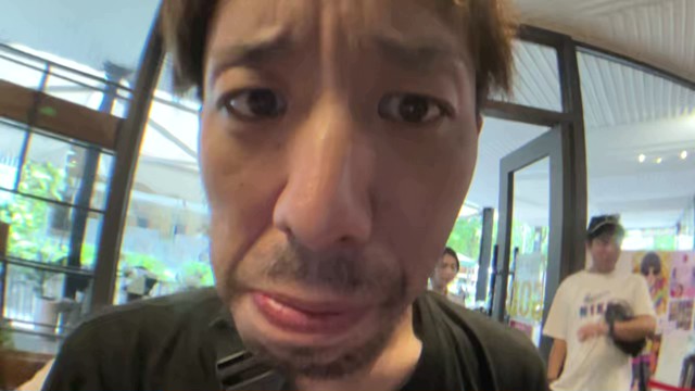 こまい！！！の配信のサムネイル画像