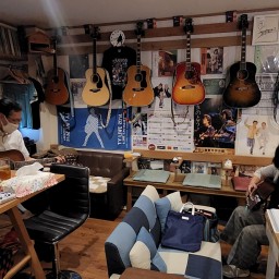 毎月の村下 孝蔵ギター研究会♪︎後の…成果発表！？