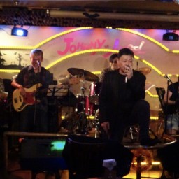 MK's 復活記念ライブ!5.25【覗き見価格】