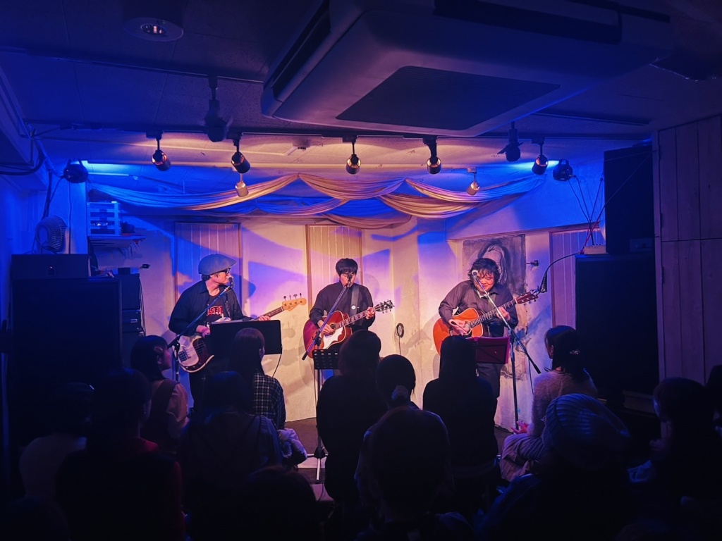 4/6 (日)18:30〜
