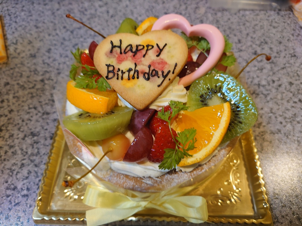 12日のバースデー配信では　たくさんお祝いしていただ