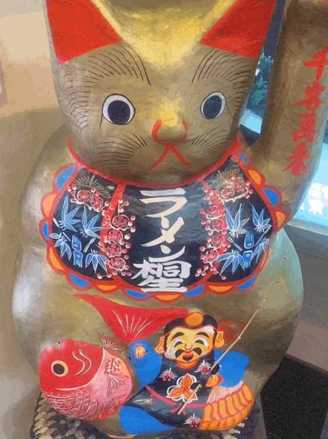 明日は世間的には猫の日なので🐈🐈🐈
