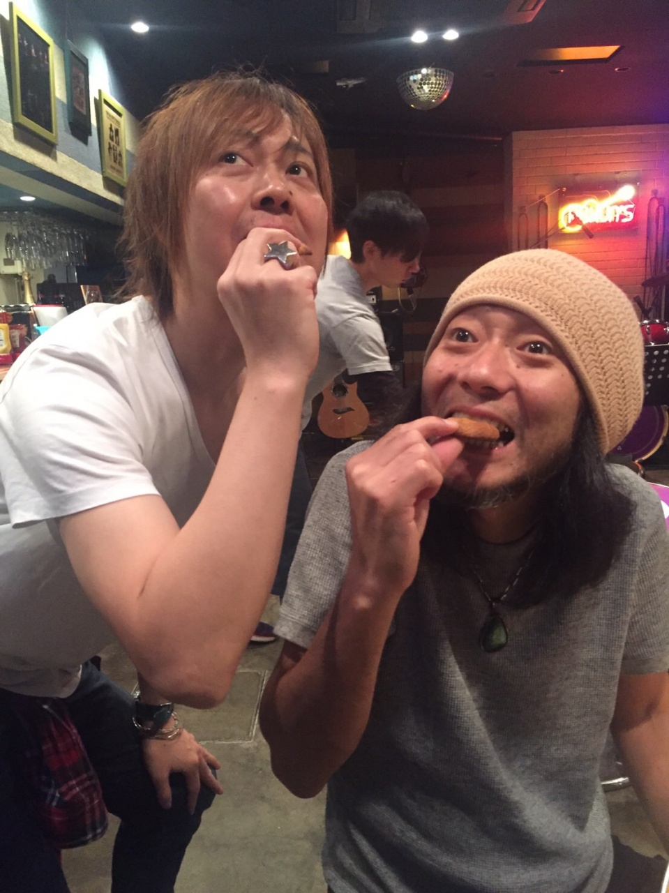 岡林のツイキャスオフィシャルアカウント出来ました。