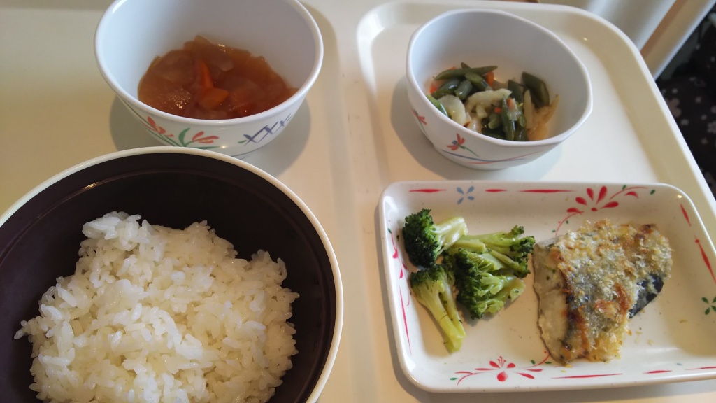 10月23日(金) 昼食