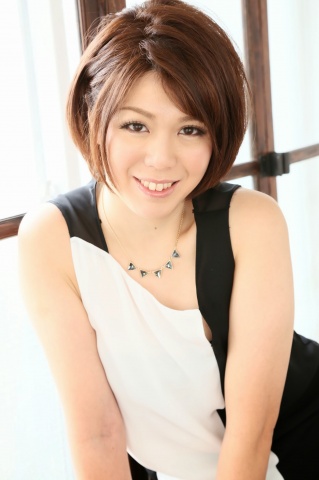 ブロマイド写真をLIVEで販売開始しました。