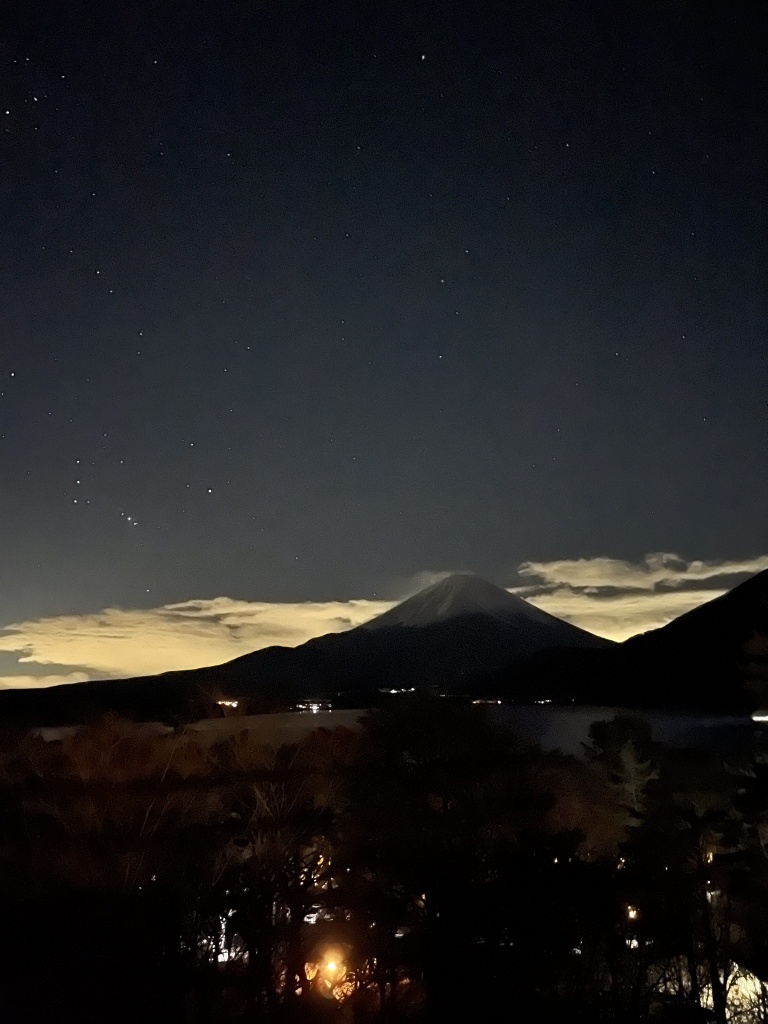 1月1日富士山初日の出🗻本栖湖から
