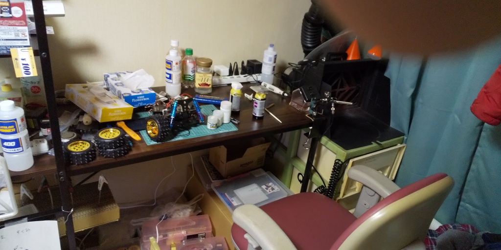 模型を作る場所ですがまだまだです💦