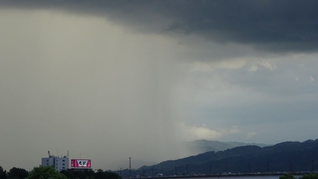 雨のカーテン