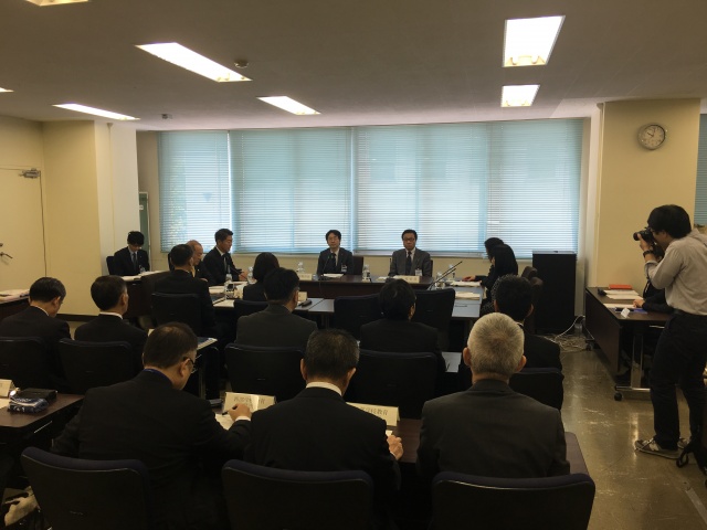 今日は10時から横浜市教育委員会の傍聴を予定してます