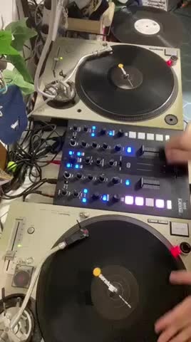 DJ MIXやります。