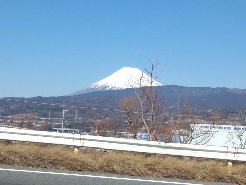 今日は富士山がとても綺麗でした的な写真でもドゾ(*´∀