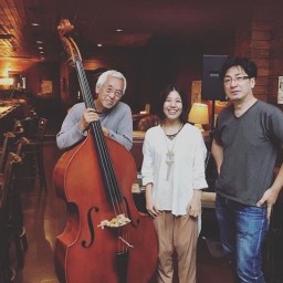 関谷友加里(p)Trio