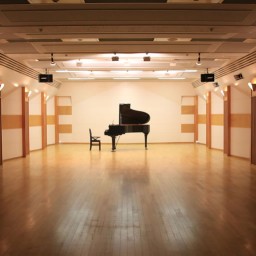 新潟ジャズフェス！文化会館のグランドピアノ演奏